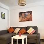 Centro Y Mar En Un Mismo Lugar Торремолинос